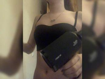 Monika-krasotaya — Bongacams stream photo (May 2026)