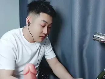 Llpl322 — Stripchat stream photo (Apr 2026)