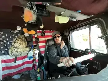 XMeF10 — Stripchat stream photo (Mar 2026)