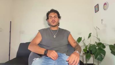 M4tt3000 — вебкам-модель онлайн на cam4