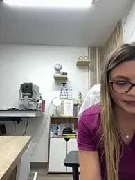 alicee16 — Stripchat stream photo (Mar 2026)