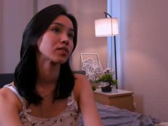 dainalargena — вебкам-модель онлайн на chaturbate