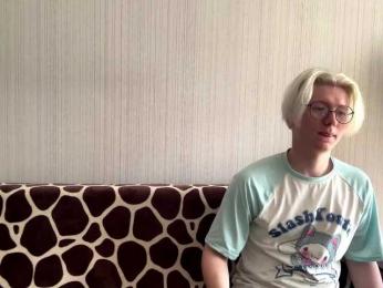 sweetNbig — вебкам-модель онлайн на bongacams