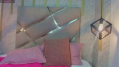 OriannaZurek — Cam4 stream photo (Aug 2026)