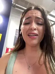 Little__Danni1 — stripchat