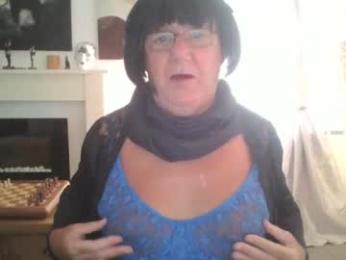 trinity1011 — Chaturbate profile photo