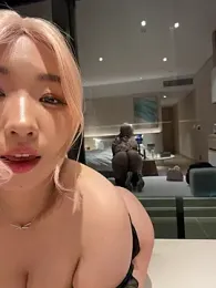 winter11 — вебкам-модель онлайн на stripchat