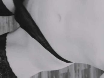 PinkFoxya — вебкам-модель онлайн на bongacams