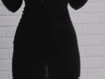 PinkFoxya — вебкам-модель онлайн на bongacams