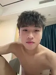cyj860 — Stripchat stream photo (Jun 2026)