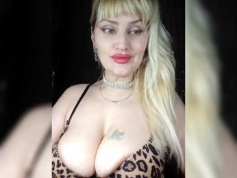 Freya-Milf — вебкам-модель онлайн на bongacams