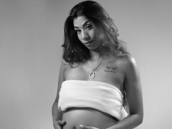 MelanySton — вебкам-модель онлайн на livejasmin