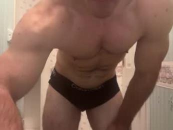 musclejock313 — вебкам-модель онлайн на chaturbate