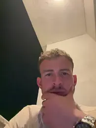 globalfucker34 — вебкам-модель онлайн на stripchat