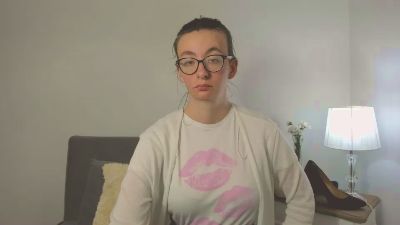 AnnaDoll — вебкам-модель онлайн на cam4