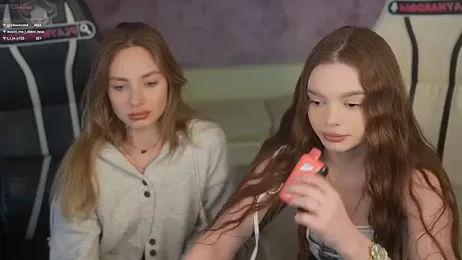 Zlata_Sky — вебкам-модель онлайн на stripchat