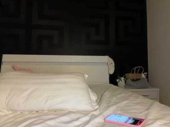 -Sara- — вебкам-модель онлайн на bongacams