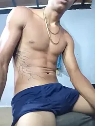 God_Eros_23cm — вебкам-модель онлайн на stripchat