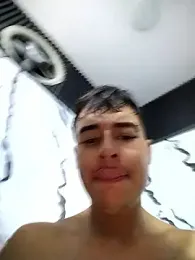 attractive-sexx — вебкам-модель онлайн на stripchat