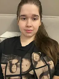 HornyGirlH — Stripchat stream photo (Apr 2026)