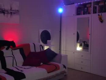 _blackbee_ — Chaturbate stream photo (Mar 2026)