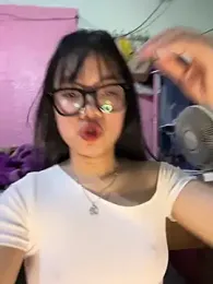 Leeeeiu — Stripchat profile photo