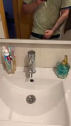 Eriiiicc — Cam4 profile photo