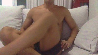Jovensevillano — вебкам-модель онлайн на cam4