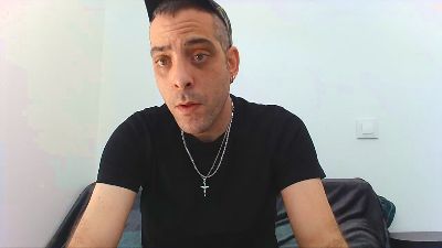 88mad — вебкам-модель онлайн на cam4