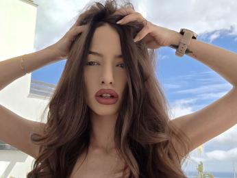 MillaMoore — Livejasmin stream photo (Apr 2025)