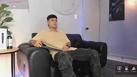 Cristopher_strong — Stripchat stream photo (May 2026)