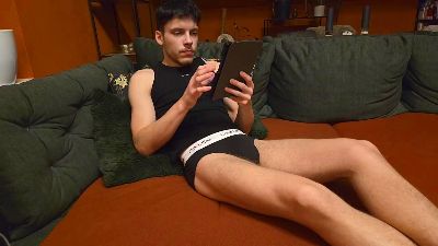 Julianva — Cam4 stream photo (Oct 2026)