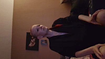 19PussyDeluxe83 — вебкам-модель онлайн на cam4