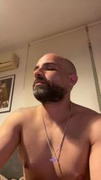 Biberonlechero — вебкам-модель онлайн на cam4