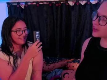 electricnightsxxx — вебкам-модель онлайн на chaturbate