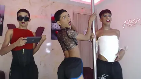 RED_ZONE_BOYS — вебкам-модель онлайн на stripchat
