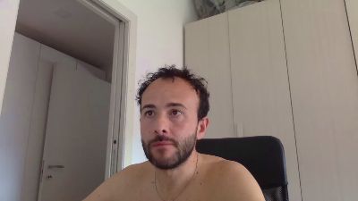 hhombres — вебкам-модель онлайн на cam4