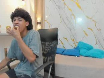zayn_fox32 — Chaturbate stream photo (May 2026)