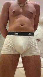 itsvitale — вебкам-модель онлайн на cam4