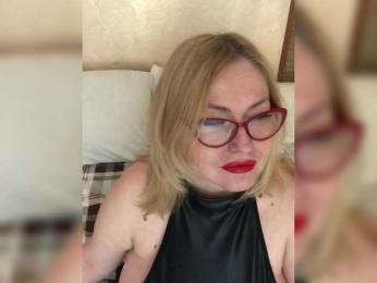 luxuriousGoddess — Bongacams stream photo (Apr 2026)