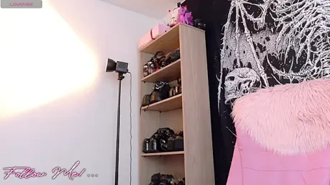 antoniaacxx — вебкам-модель онлайн на stripchat