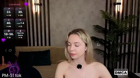 Holl1Would — stripchat