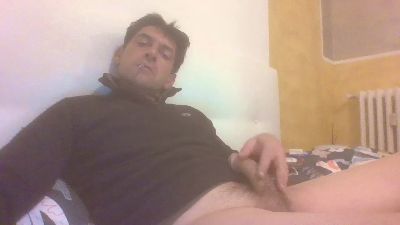 Bombasexiii85 — вебкам-модель онлайн на cam4