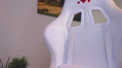 bless_me — вебкам-модель онлайн на cam4