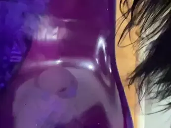 nic_nicole — вебкам-модель онлайн на stripchat