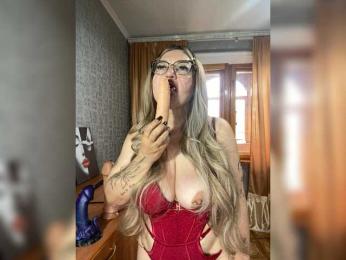 MissTemperament — вебкам-модель онлайн на bongacams