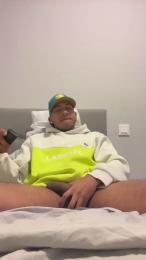 Elmoren08 — Cam4 stream photo (Apr 2026)