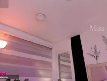 missnataly_ — Chaturbate stream photo (May 2026)