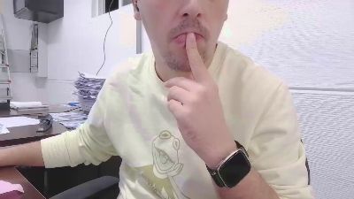 _play_ — Cam4 stream photo (Nov 2025)