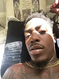 Dambaby25 — Stripchat stream photo (Sep 2026)